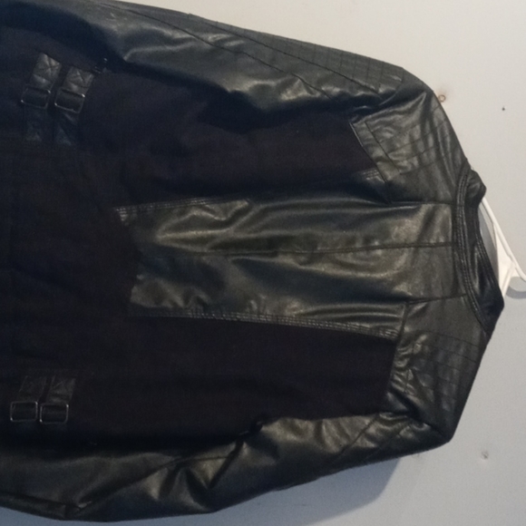 Dollhouse leather jacket - Picture 4 of 4